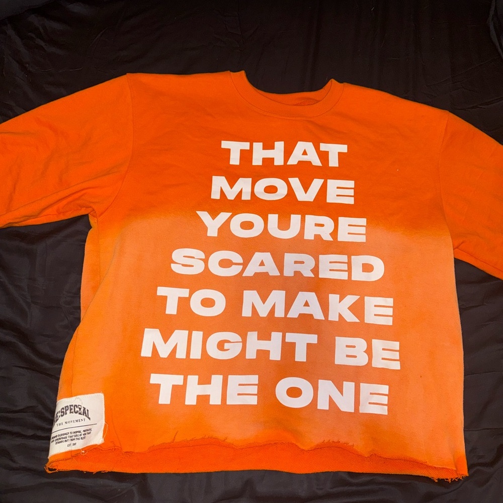 Trendy Cropped Oversized Fit “That Move” Tee